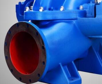 　　中開泵，一種采購單上面常見的一種泵類產(chǎn)品，或者說我們在一些投標(biāo)項(xiàng)目上面也能看到它的身影。那么到底什么樣的水泵我們稱其為中開泵呢?其實(shí)中開泵的型號也就那么幾種!  　　首先，中開泵就是我們常說的單級雙吸式離心泵，即：雙吸離心泵。此類水泵只能輸送清水，不能含有雜質(zhì)，他最大的特點(diǎn)便是流量很大，因此我們又稱其為大流量離心泵。(這里的大流量是指上千方每小時(shí)的出水量)  　　中開泵的常用型號分別為：S型、SH型。  　　知道了這種水泵的特點(diǎn)那么對于它的用途想必也是一目了然了，只要是您需要流量上千方揚(yáng)程不是很高而且輸送清水，那么您就可以選擇這種水泵了，它的價(jià)格我們陽光泵業(yè)是根據(jù)實(shí)際的參數(shù)決定。如果您需要的流量不是很大，那么您也可以選擇普通的管道離心泵就可以